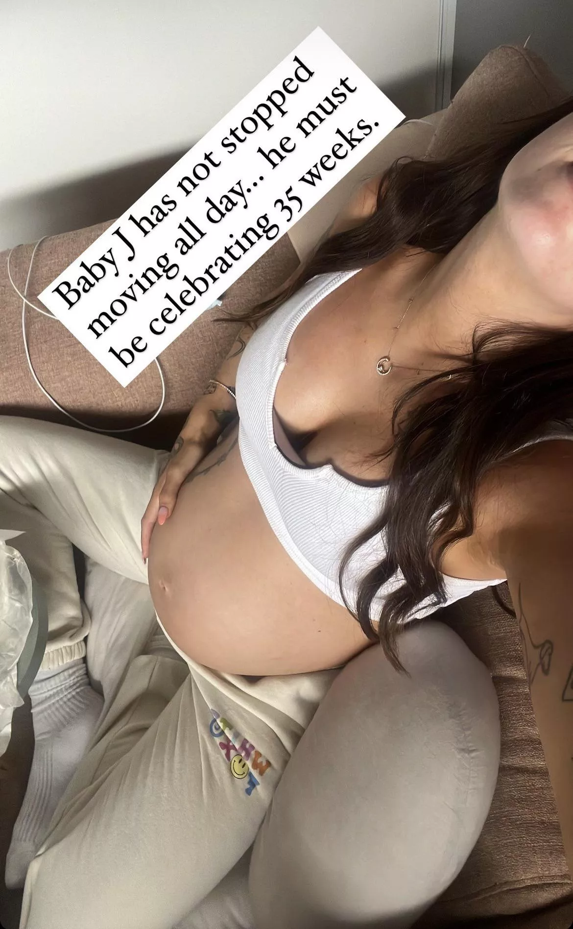 Preggo Emma clair posted by Pregnant_heaven