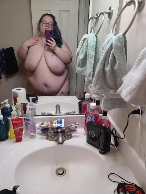 Preshower selfie by Dependent-Ad7486