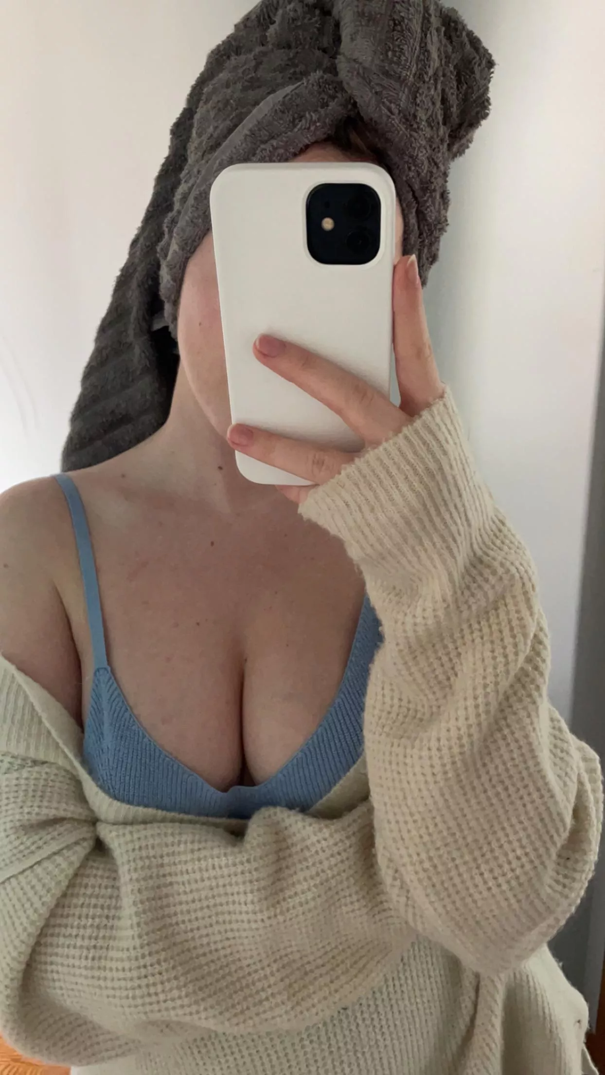 Todays outfit (F)19 posted by lilmissgangbang