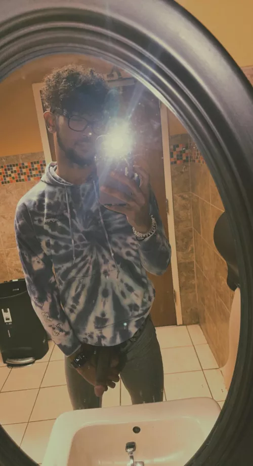 too bad no one walked in 😈 by skylar_justin