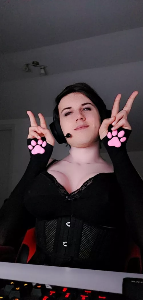 UwU by Foreign_Plastic_7996