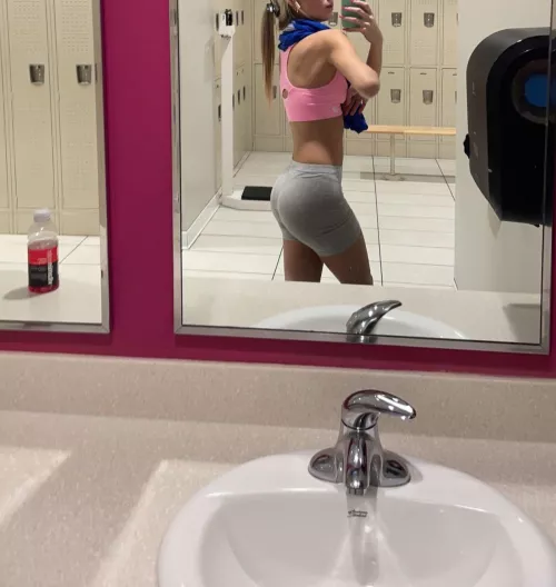 What do you think? by blondeetaylorrr