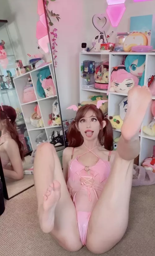 WYD if I look at you like this… succubus by Ami Inu by amigoesonline