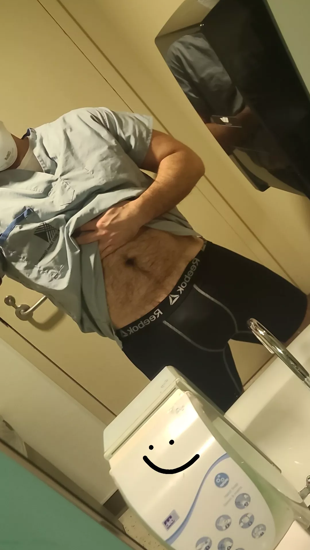 26 kinky STRAIGHT nurse for smooth freaky sluts! If smooth and under 22 add chris_nik8585. Kinky++++ posted by horny_foot_bunny