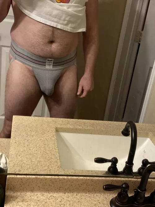 40 married TX dad bod yoga_daddy by DldfwDad