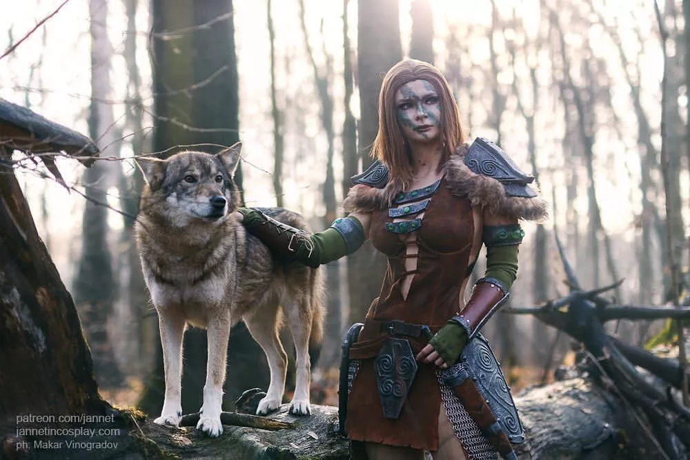 Aela the Huntress (Skyrim), by JannetIncosplay.~ posted by JannetIncosplay
