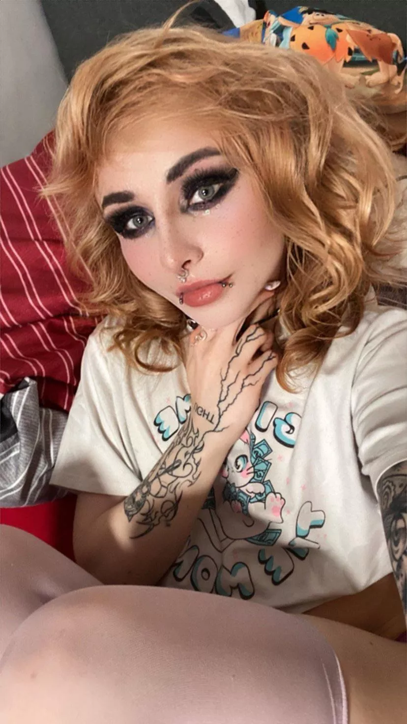 Chaturbate in around 10 min 💝 https://m.chaturbate.com/cloudie_x3/ posted by Cloudie_x3