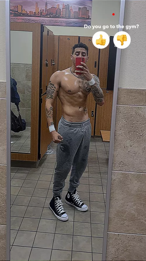 Come see more 😈😎😜 by Achillesfit7