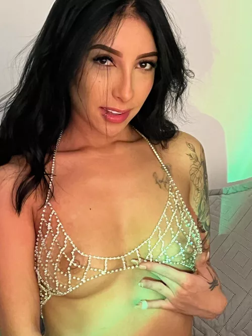 Cum join the fun 😈 Video calls,Sexting, customs, fetish friendly and much more 💦 by Isamaria03