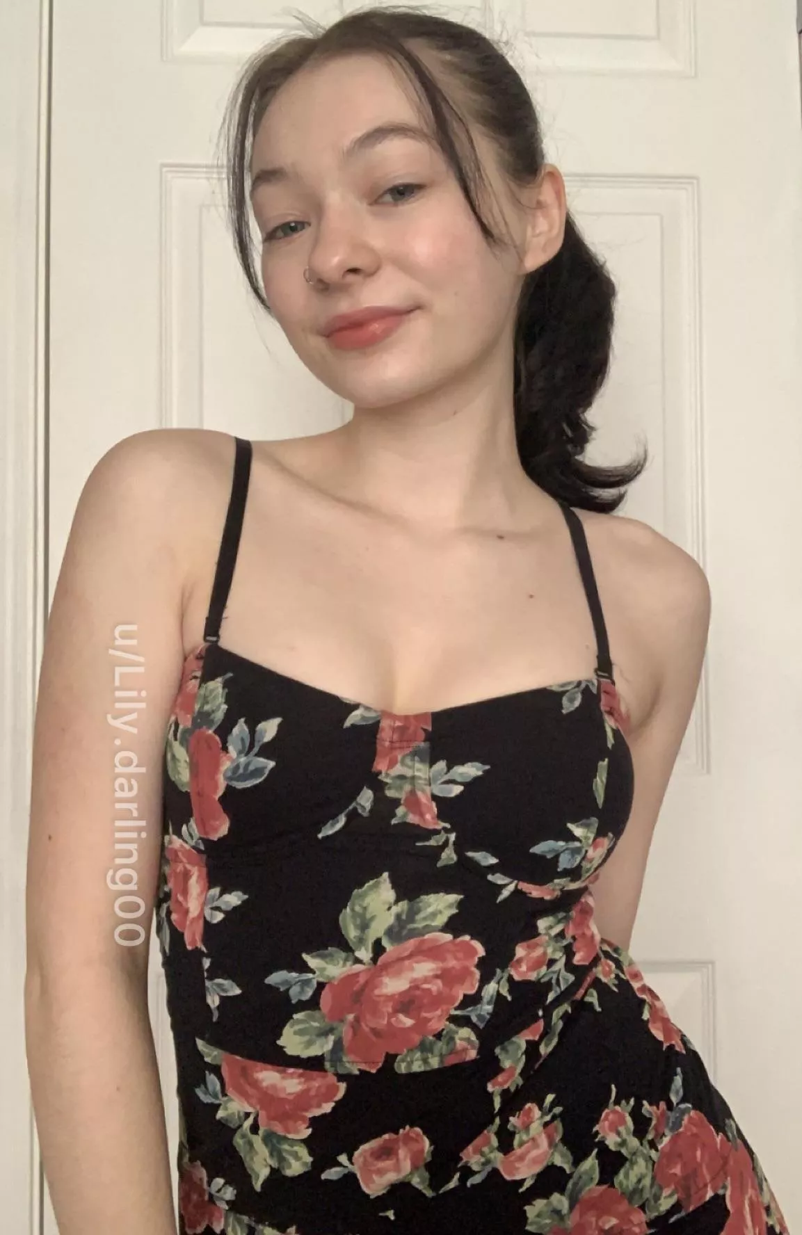 Does this dress suit me? 💐 posted by lily_darling00