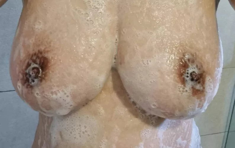 First post. I hope you like it by Angelic-Laura