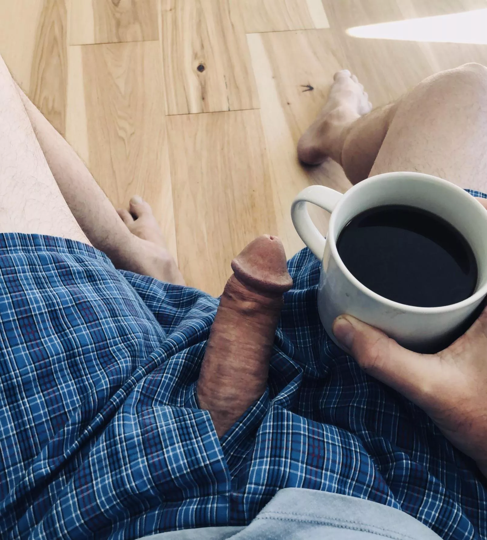 Good moaning! (40) posted by nomfortably_cumb