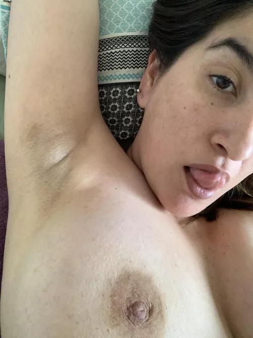 Hi everybody!!! 👅 by Straolivia