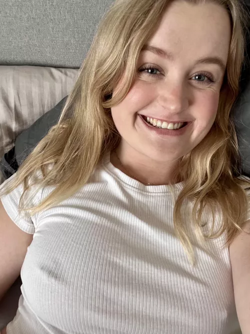 I always feel so cute braless ☺️ F22 by Tappenzel