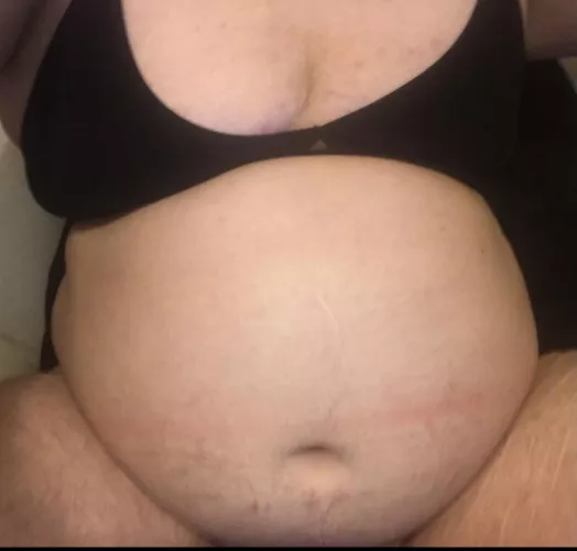 I feel a big chubby (20 F) by Casey-pig