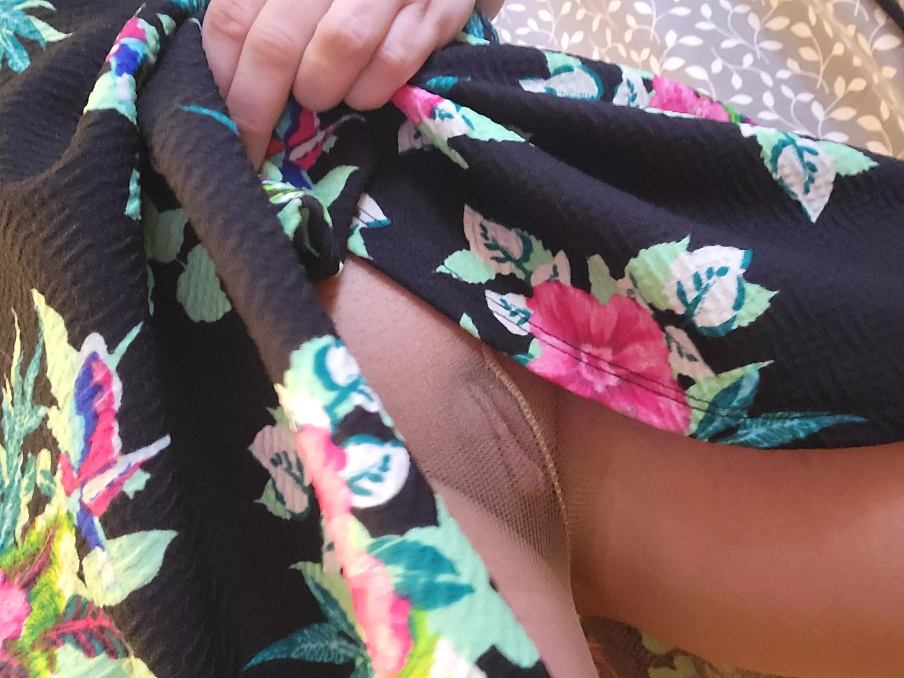 I have a few meetings today, I hope someone looks under the table 😈 posted by Kitty_Styles