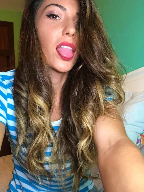 I may be petite… by purpleangelof