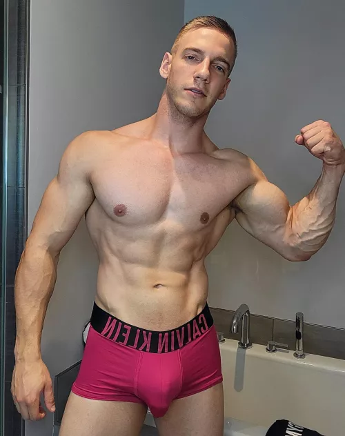 I really like these underwear.. but my cock looks so much better outside of them 😈.. by John_fitness91