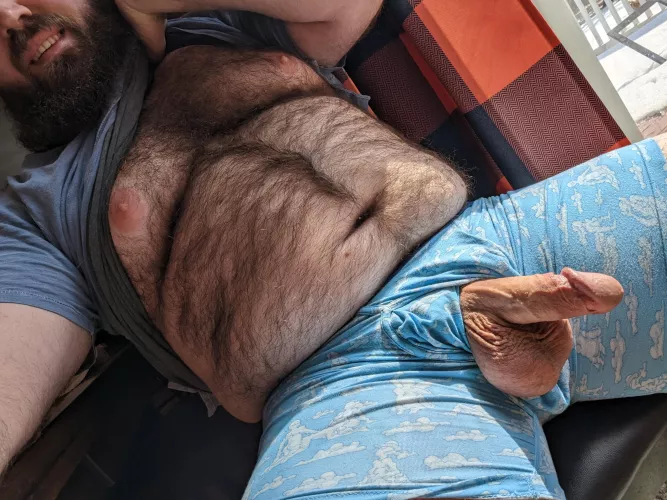 If only I had neighbors behind me to give a show too... by BeardedAnonnn