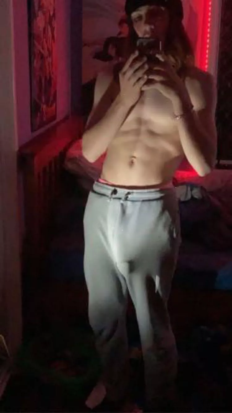 I’m 5’8 posted by bacon150505