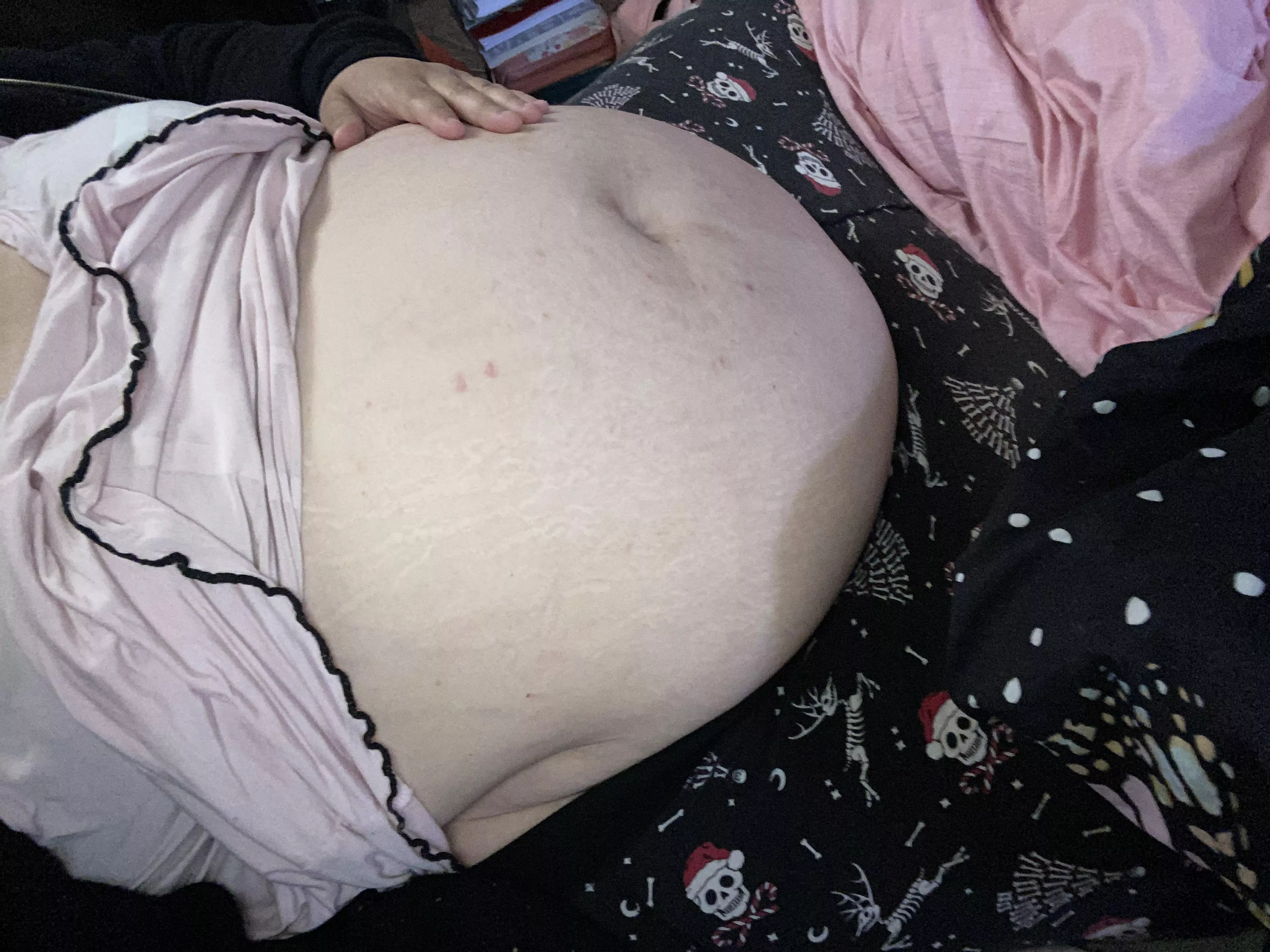 I’m so hungry posted by fatfeedee1991