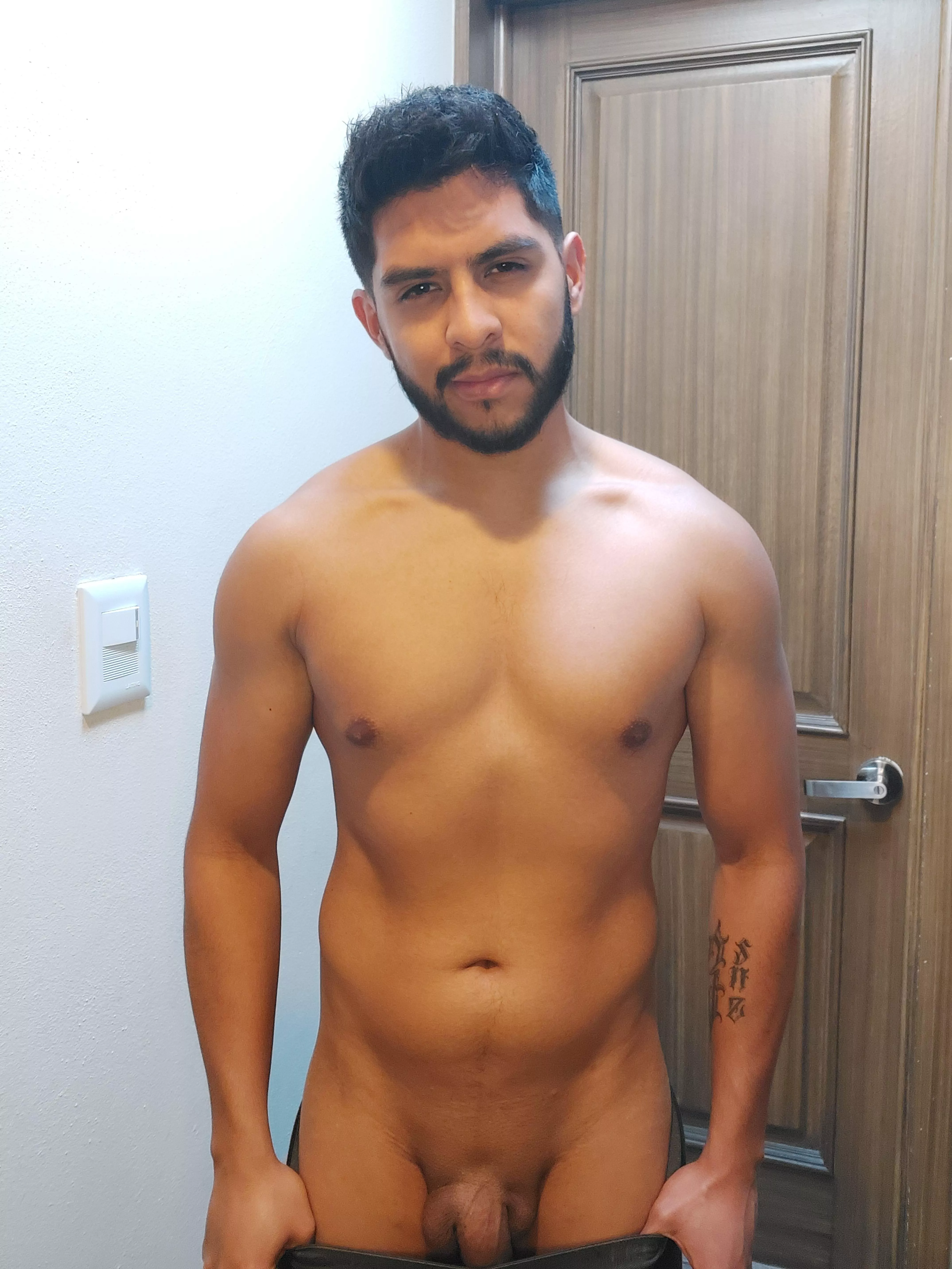 I'm very hot posted by Max_Dionz