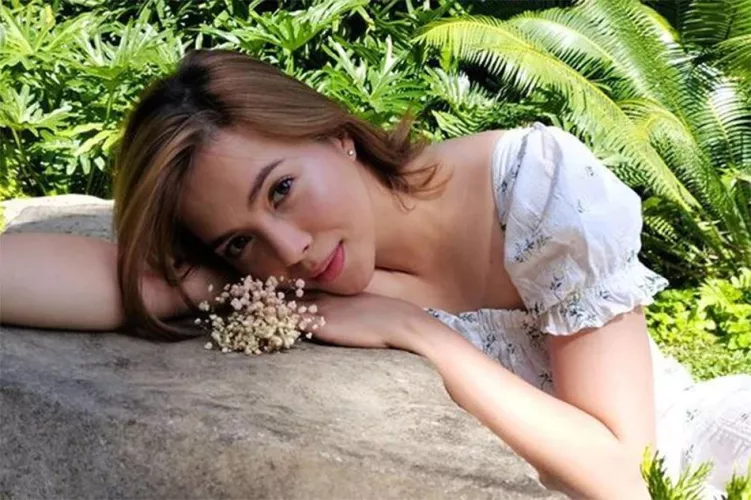 Julia Montes by Jaseyjerks