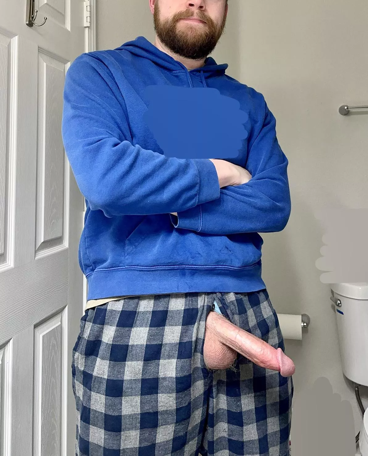 Just your average dad and his thick cock. [35] posted by icytonight450