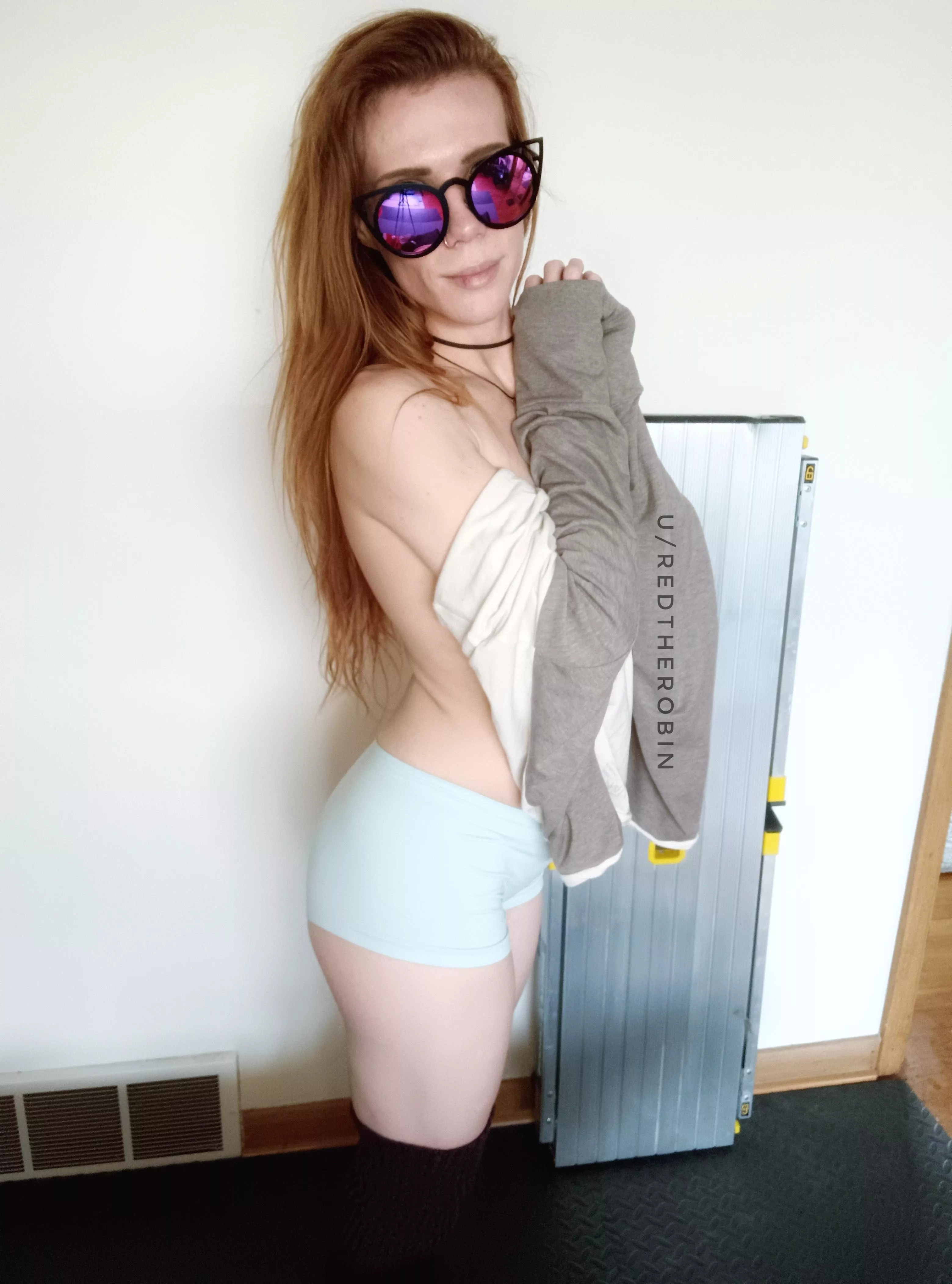 Let's get comfy together [F] posted by RedTheRobin