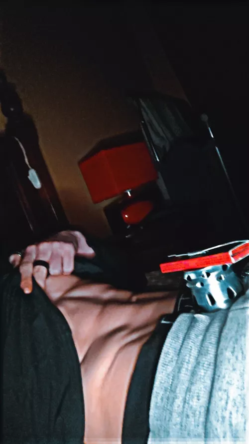 (M) weed and chill ? by StorMMiNDPT