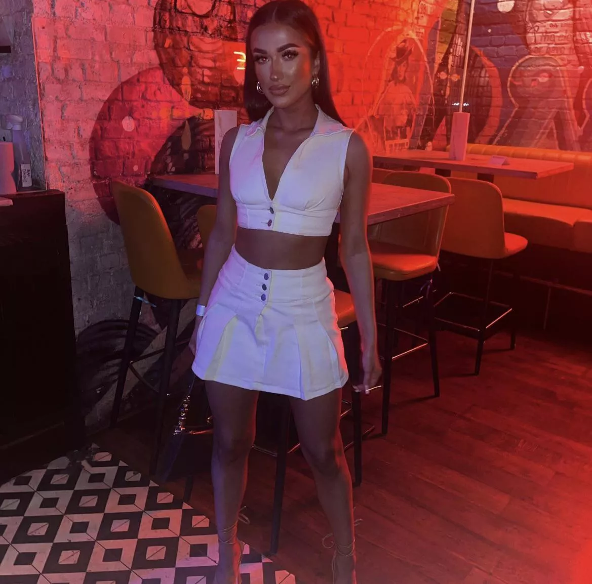 Mollie posted by localchavs