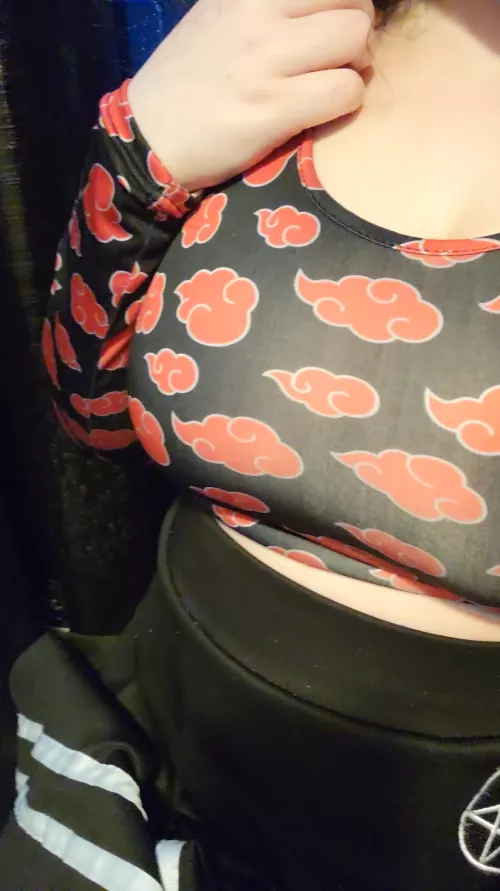 No bra today,had so many eyes on me at work and I loved it (19 f) by whatislife0975