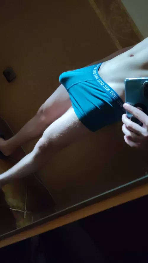 really hard to hide it... by bussss_