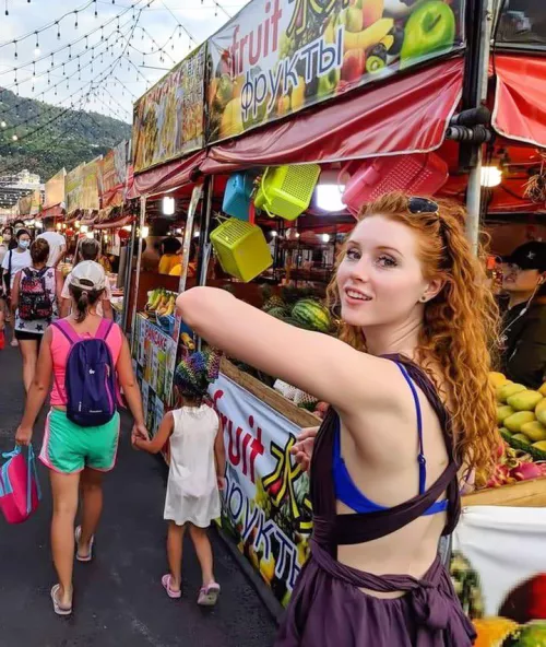 Shopping by HonestRunner