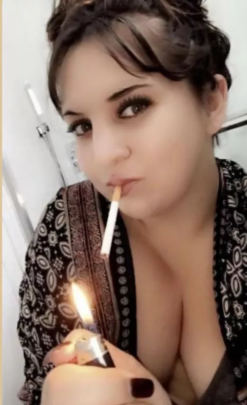 Things could get naughty with my evening stogieeee break 😉🙈 by findombaby6969