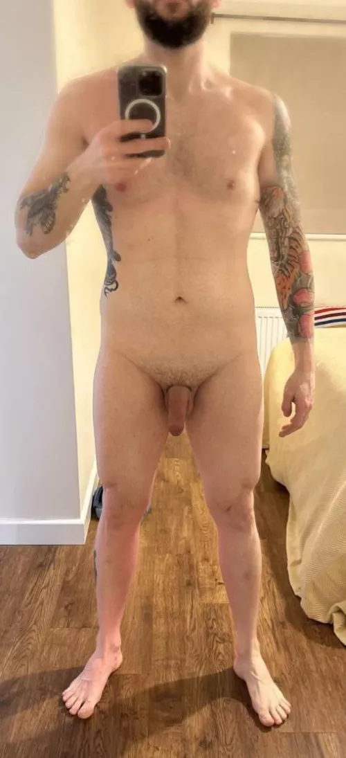 Well that’s me (m) by CapitanPomelos