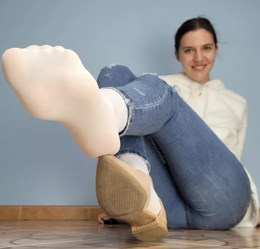 White pantyhose on my arched foot. by MaryJunefeet