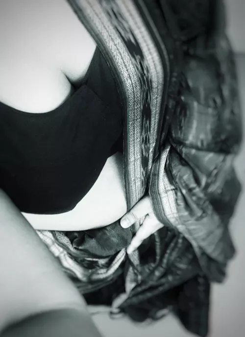 Wishing my [f]olks a happy new year! by EqualRecognition7196