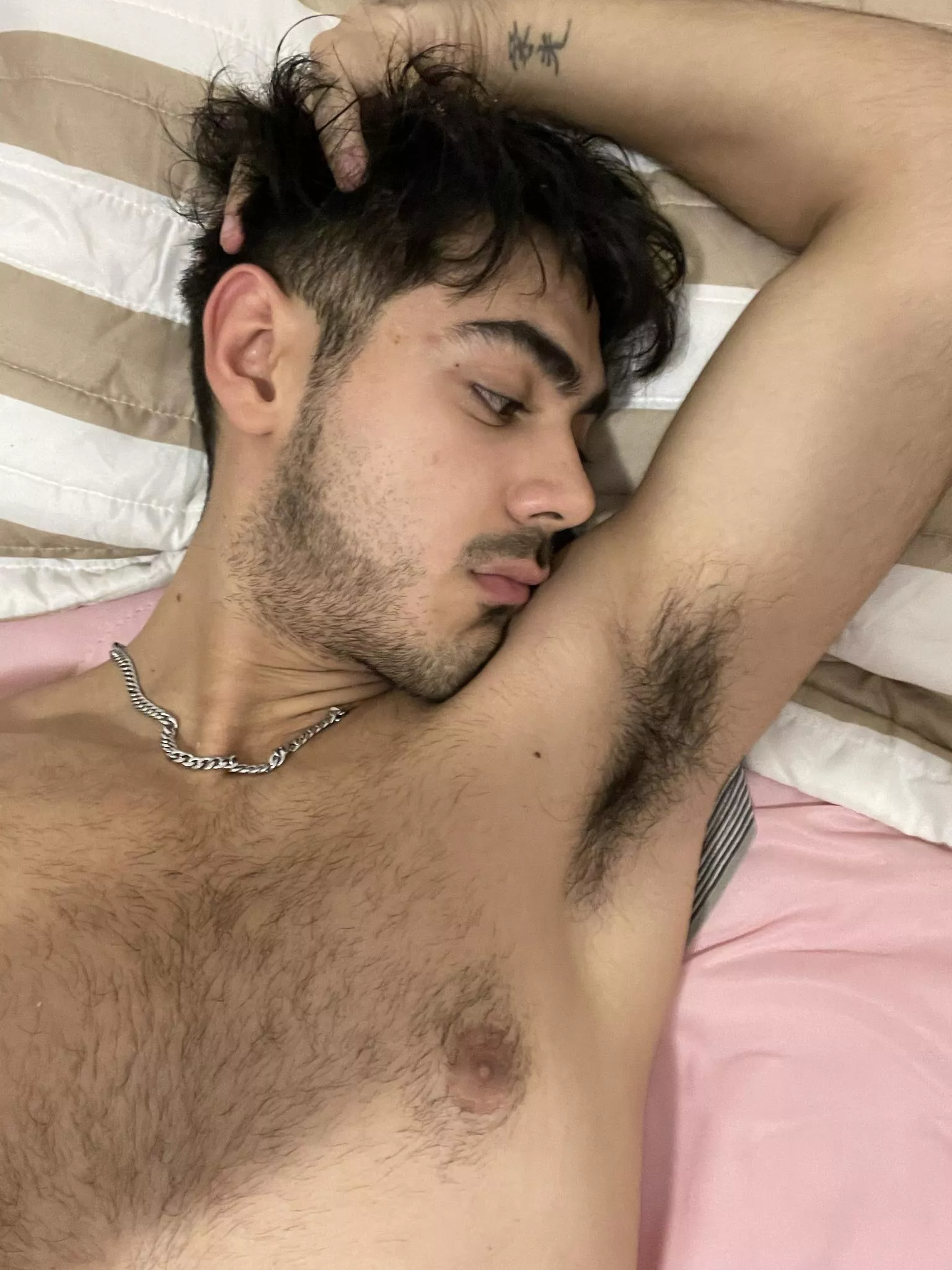 Would you like kiss me? posted by Sexkinky