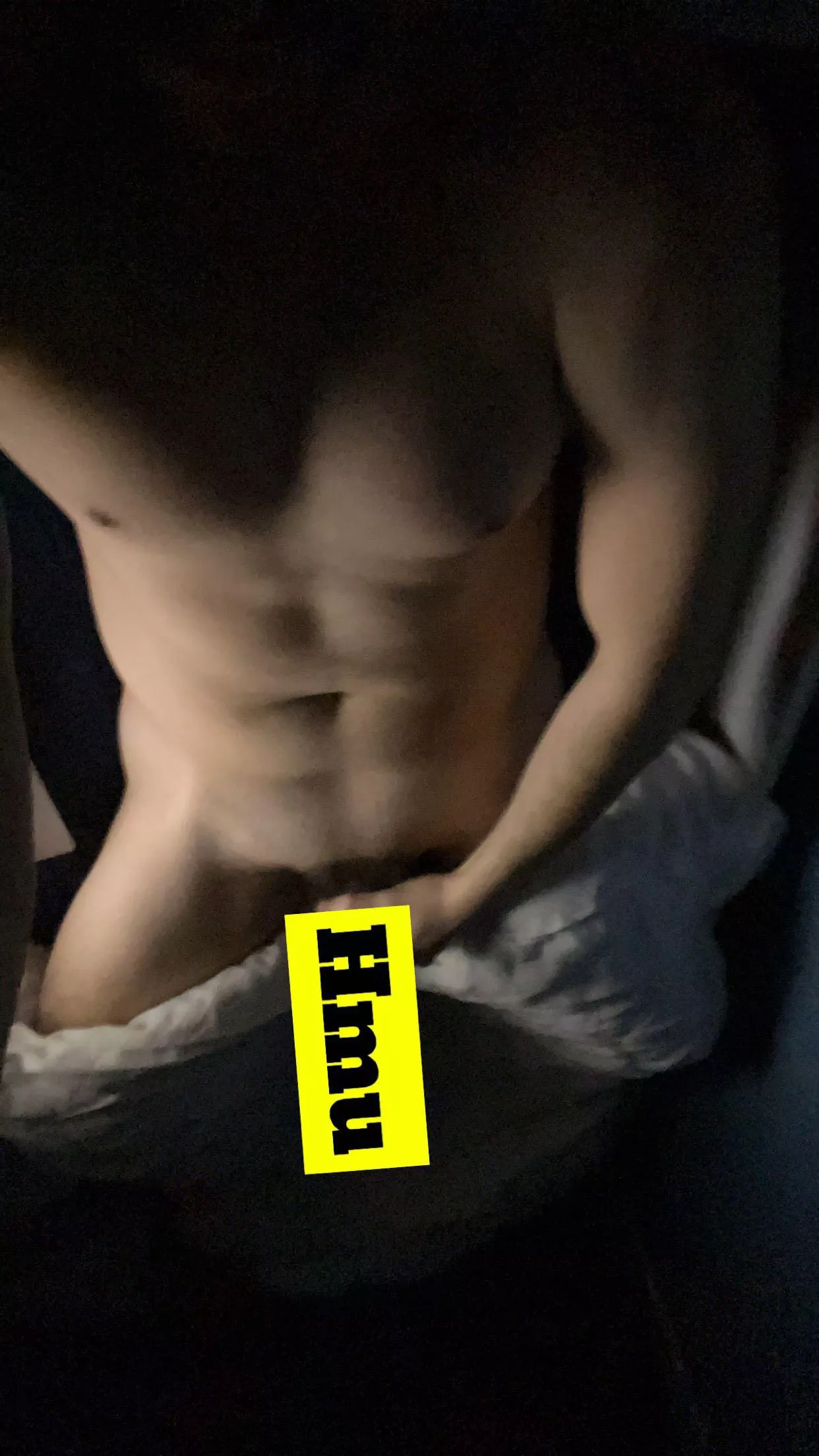 23yo fit guy looking for fit or musc bros, add: nbtk54 posted by -nbtk54