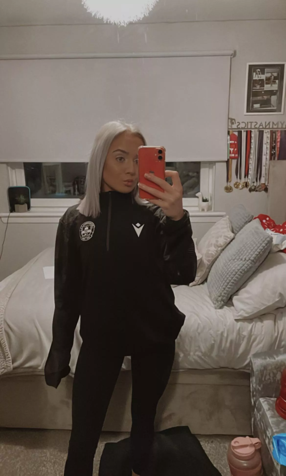 Baggy top but tight leggings! posted by NicFitzyBod