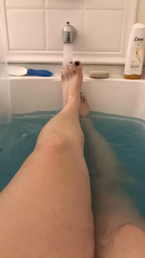 Bathtime with painted toes by MidwestMilf10