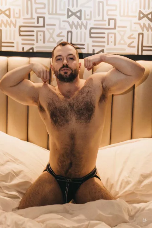 Be honest, you’d never leave those pits. by forrestryder