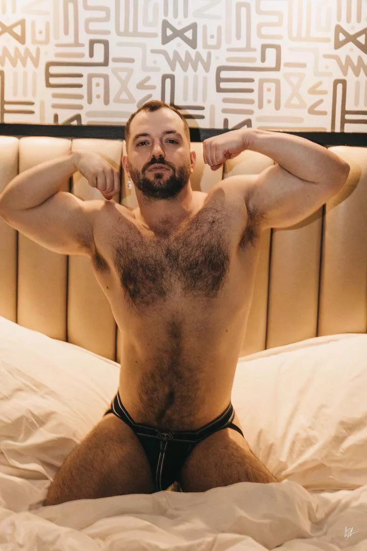 Be honest, you’d never leave those pits. posted by forrestryder