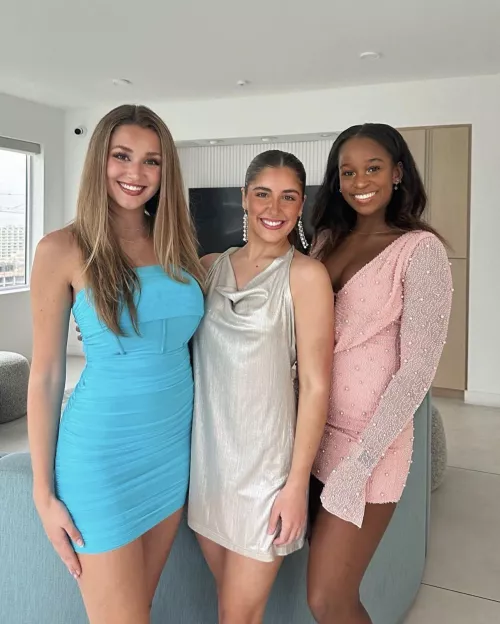 Beauties👗 by Jimmmychang