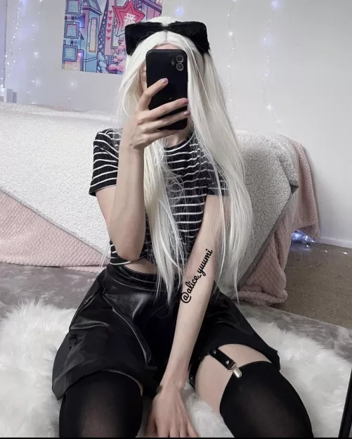 Black kitty by alice_yuumi