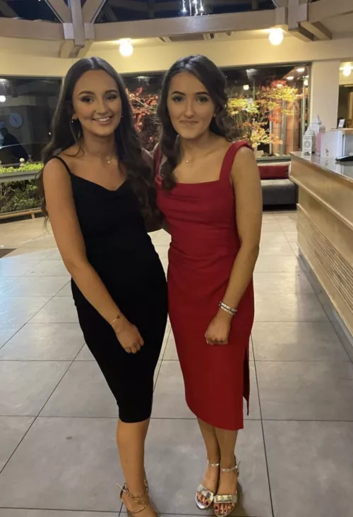 Black or red by SpongebobMugabe22