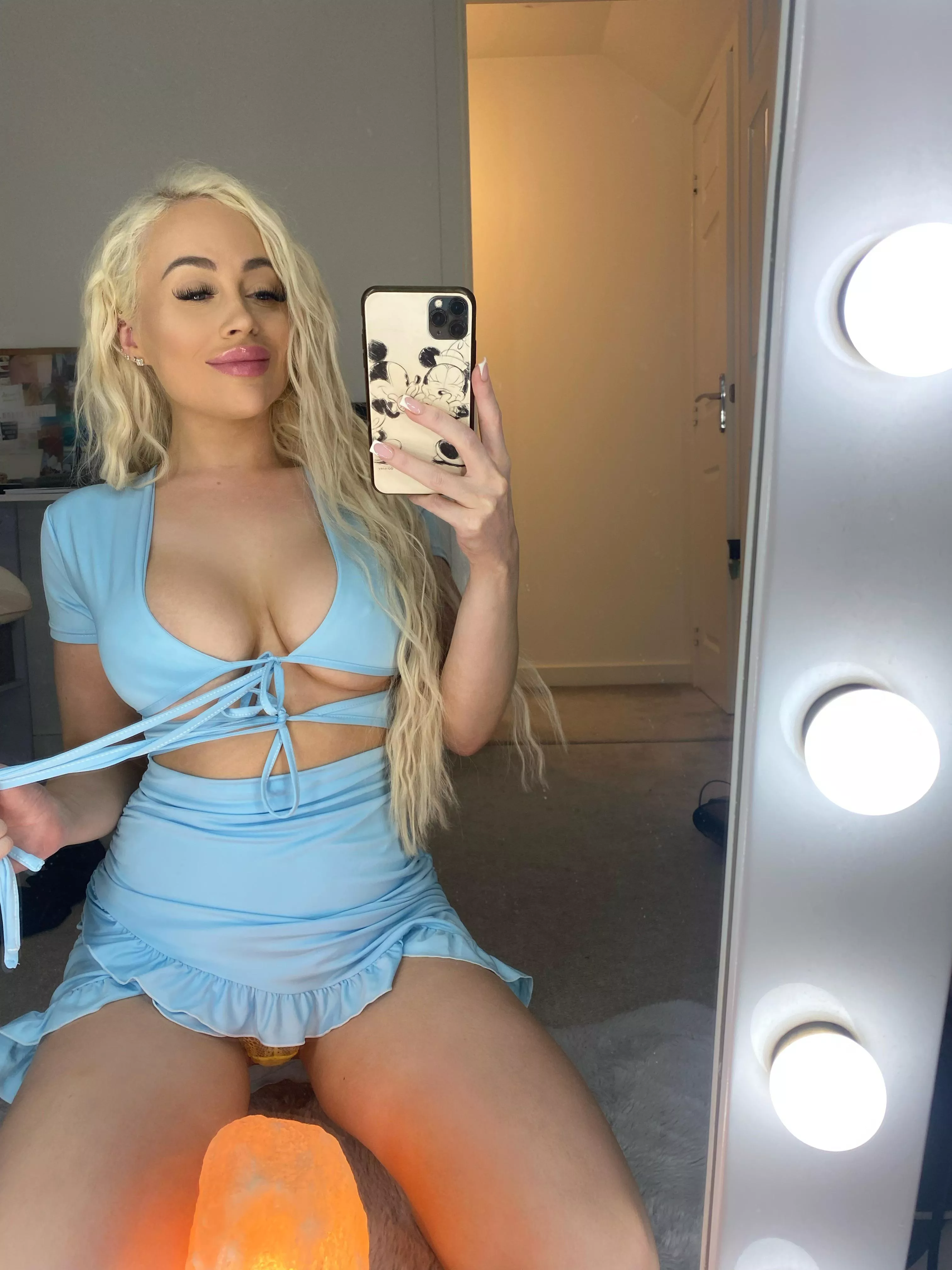 Don’t zoom in posted by Missdaisydoll