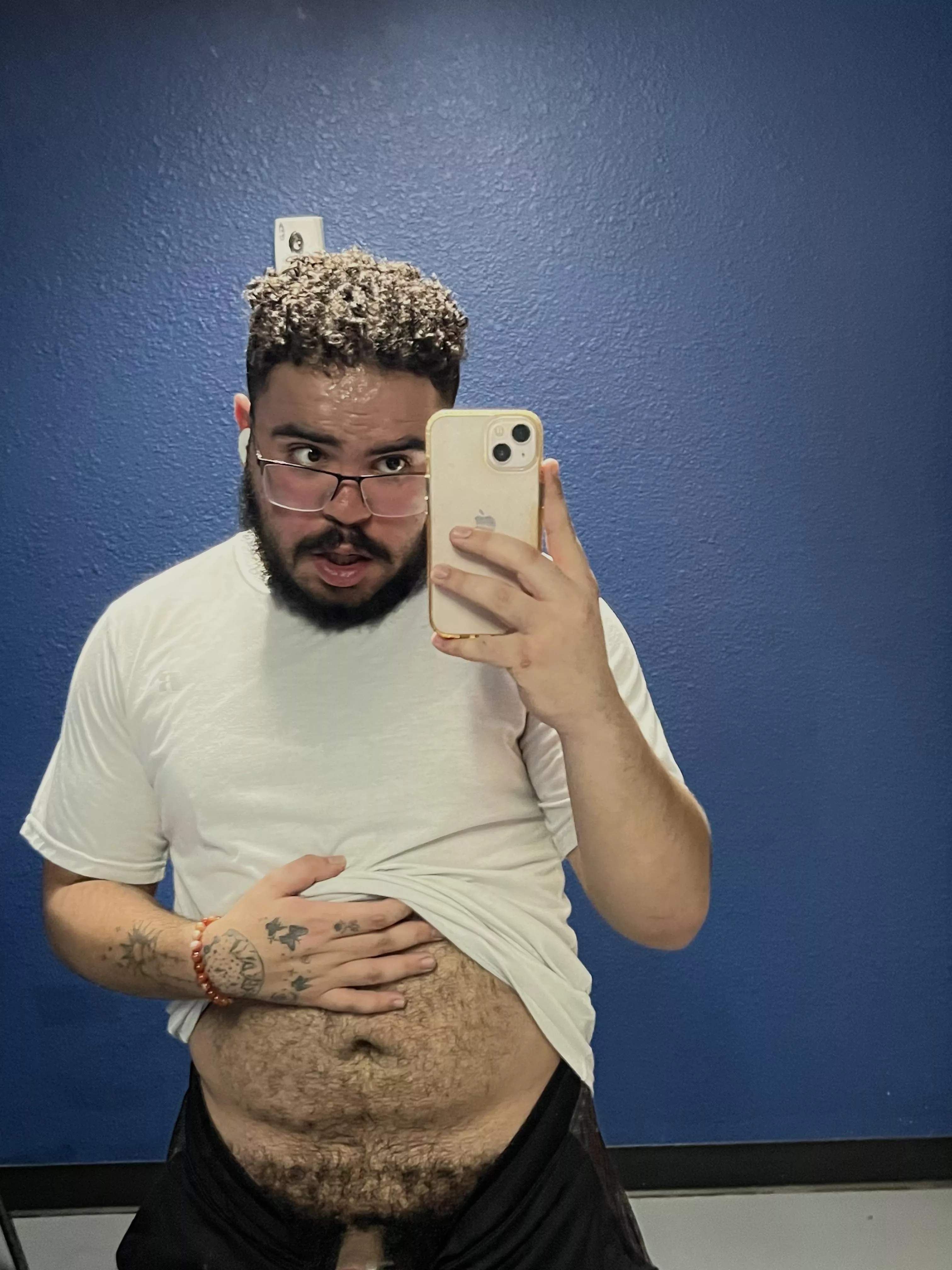 first day back at the gym in three weeks and it kicked my ass 😩 posted by antoniosdiary