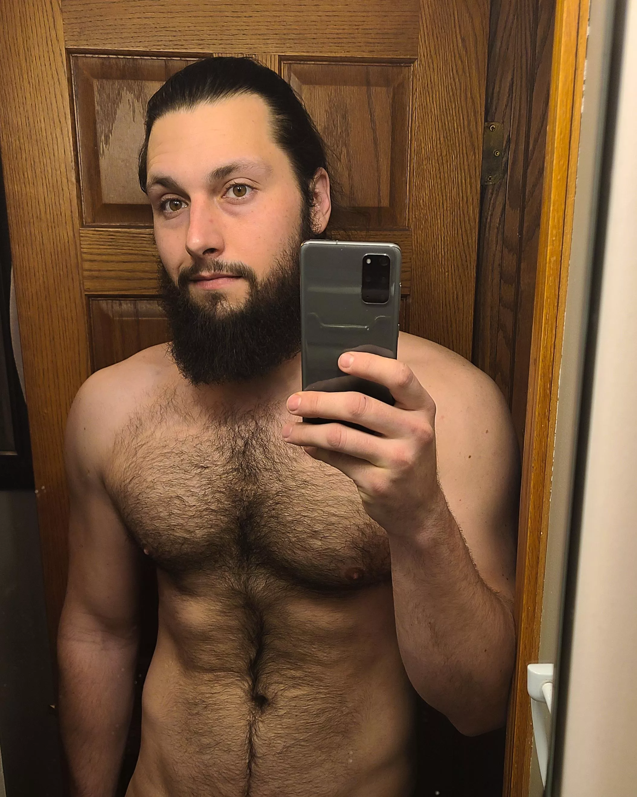 Hmu if your bored posted by Timely_Job_4527